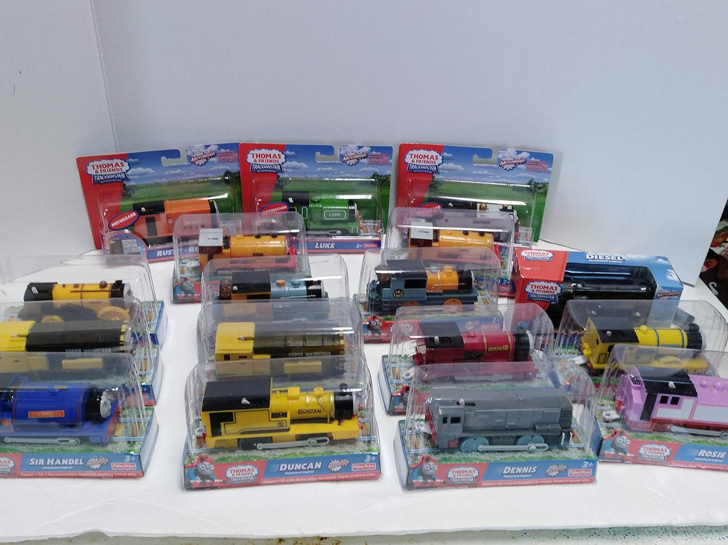 Gulliane 17 Thomas Trackmaster Set New~Dash~Bash~Diesel~Rosie~Duncan~'Arry~Bert~Rheneas Red~ Yellow Rheneas~Luke~Ben~Bill~`Dennis~Freddie~Sir Handel~ Rocket~Rusty