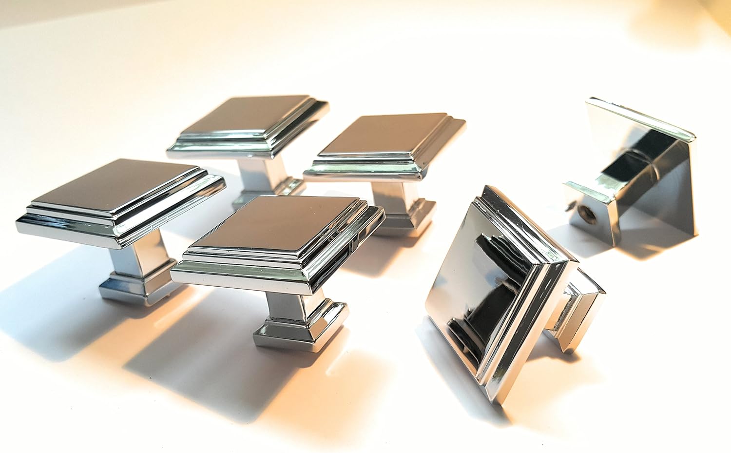 French Furniture Fittings Set of 6 Polished Chrome Art Deco Square Kitchen Cabinet Knobs - Image 4