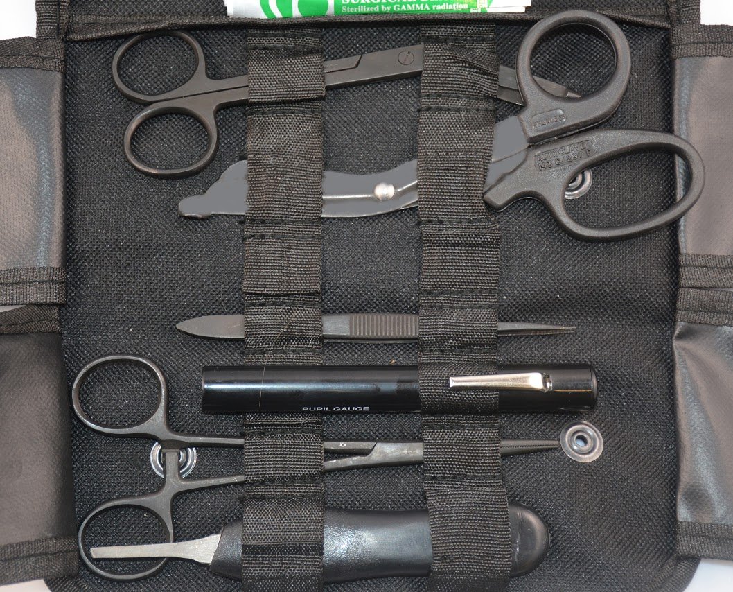 17 Piece First Responder Tactical Kit Shears EMT/Scissors Combo Pack