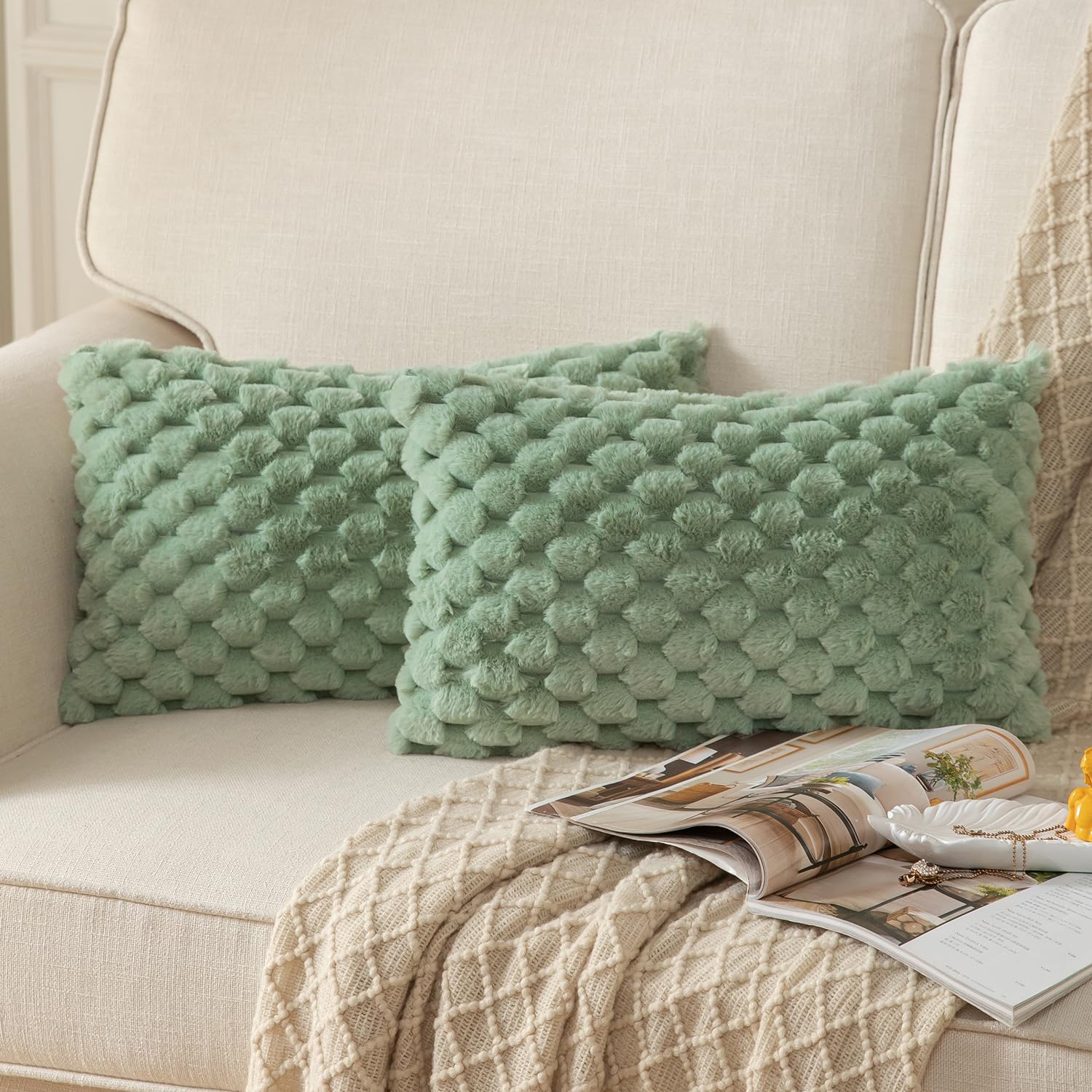 Mandioo Pack of 2 Sage Green Super Soft Plush Decorative Cushion Covers 12x20 inch 30x50 cm Wool Velvet Throw Pillow Covers cases Faux Fur fluffy Couch Sofa Bed Livingroom