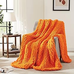 L'AGRATY Chunky Knit Blanket