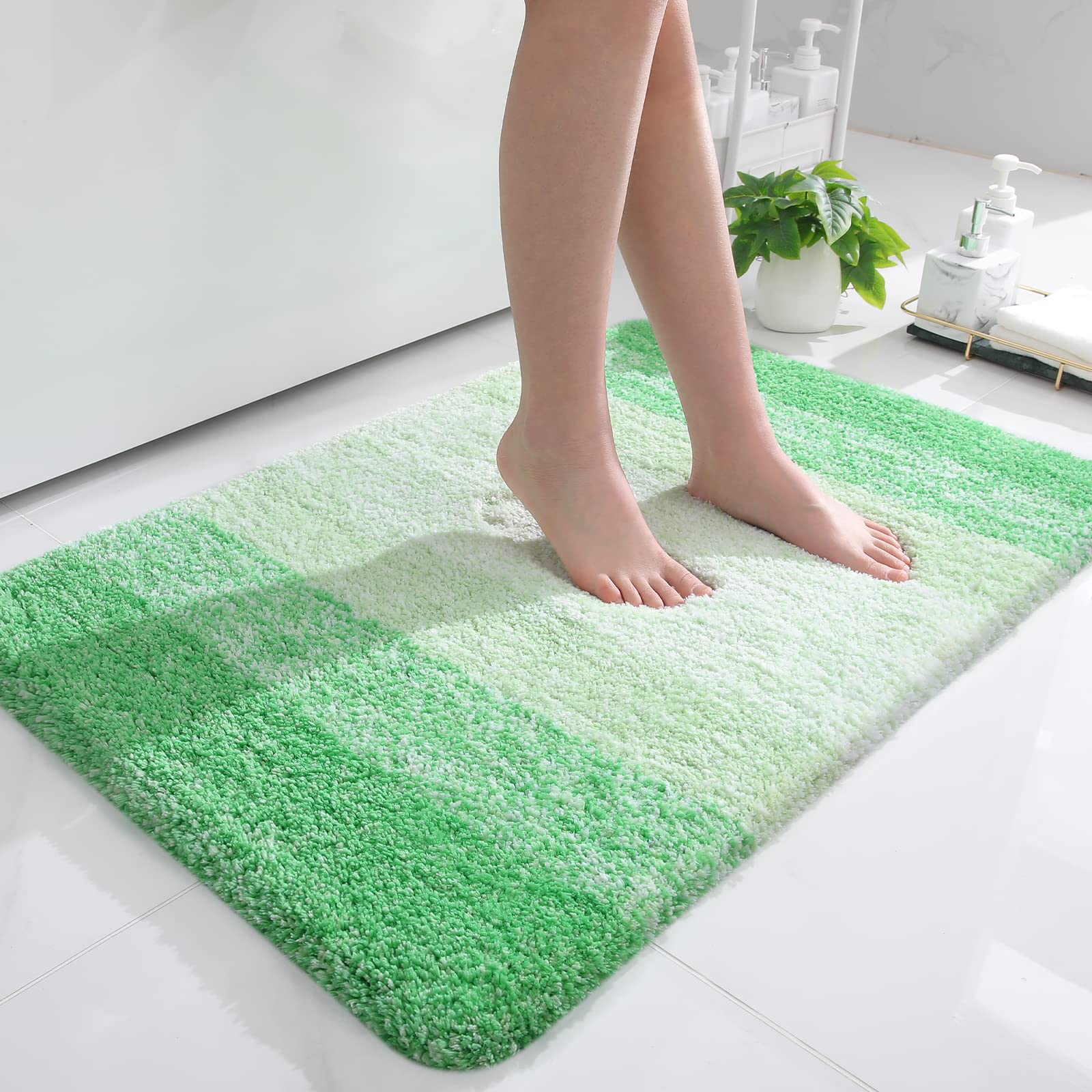 smiry Microfiber Bath Mat, 60 x 90 cm, Non-Slip Super Absorbent Bathroom Mat, Extra Soft Thick Floor Foot Mat, Fluffy Shaggy Bath Mats Rugs for Bathroom, Green