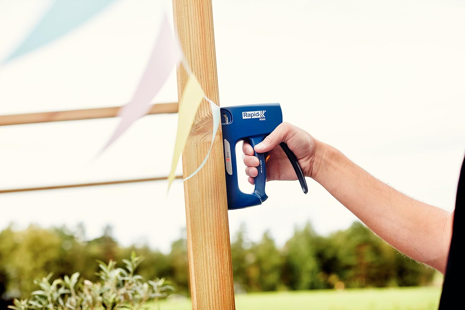 Rapid Light Duty Manual Staple Gun R253 for No. 53 finewire staples - Image 5