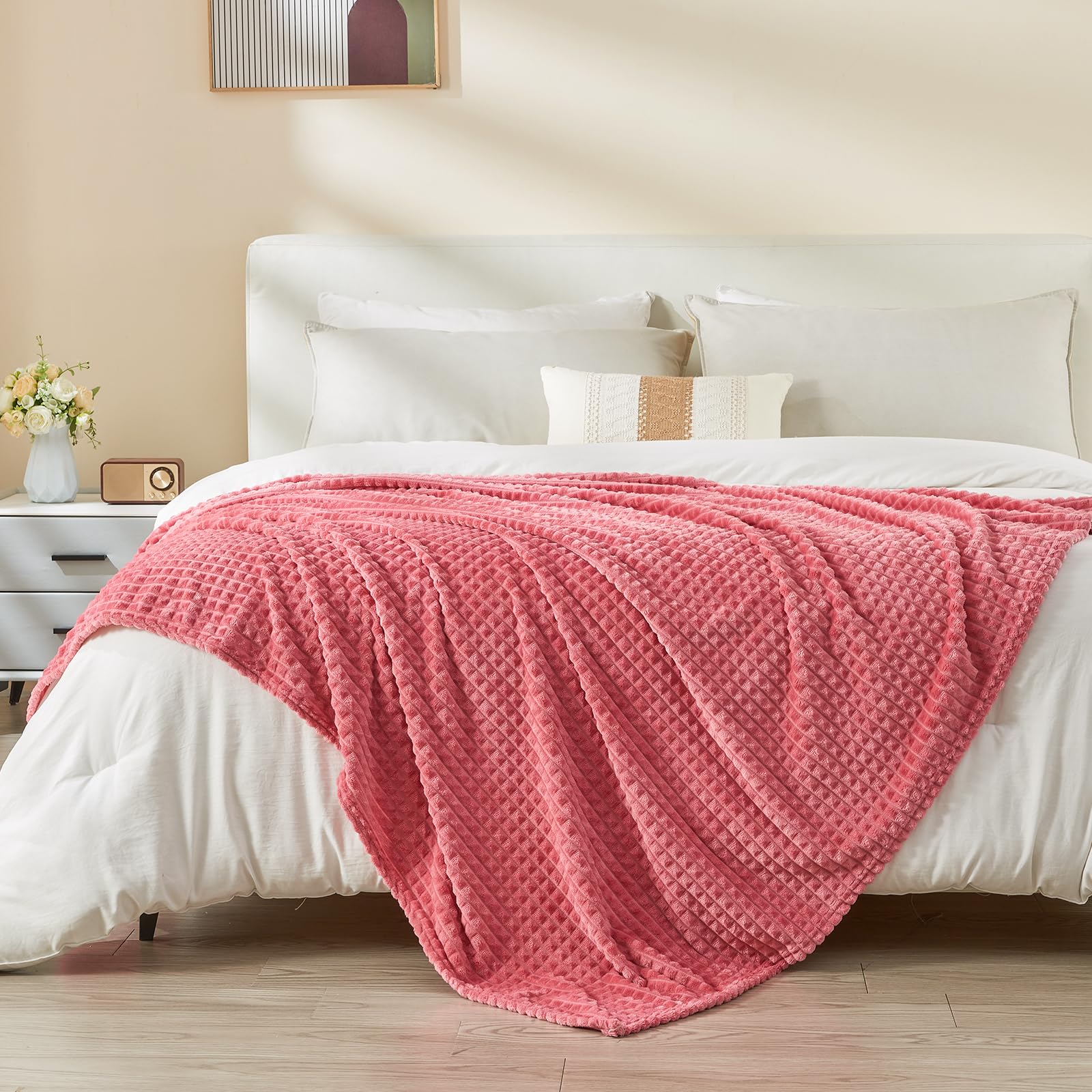 EMME Fleece Throw Blanket for Sofa, Soft, Fluffy, 3D Touch Experience, Warm Cozy Throw, Versatile Single Flannel Blanket for Bed, Couch, Sofa, Armchairs, OEKO-TEX (Coral Red, 130x150cm) — image 1