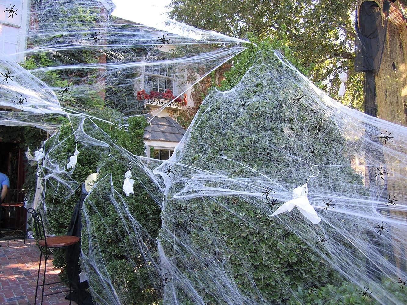 90shine 1100 sqft Fake Spider Web Cobweb Halloween Party Outdoor Decorations Supplies with 60 Spiders: Toys & Games