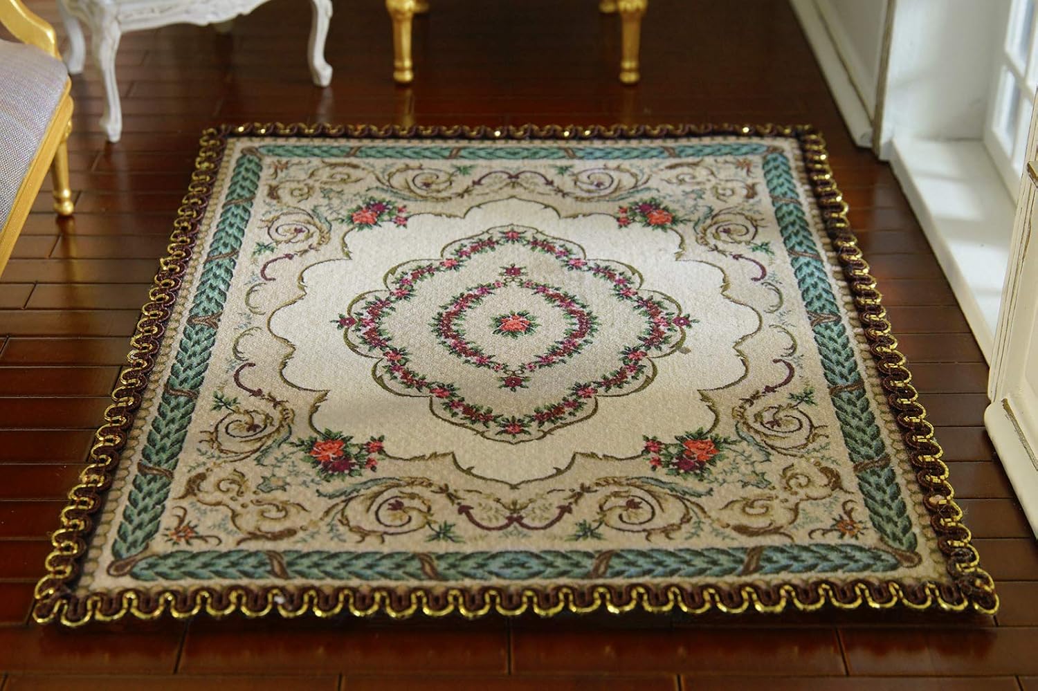 antique dollhouse of patterns