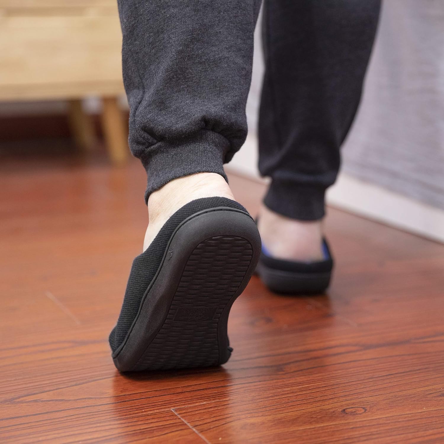 foot locker adilette