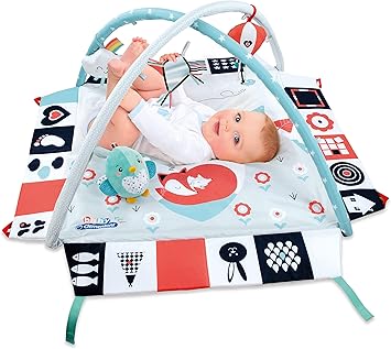 black and white playmat