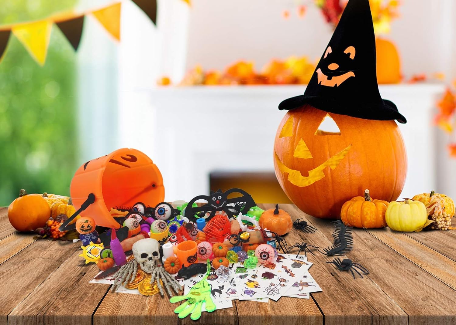 Halloween Party Favors - Perfect Assortment of Halloween Toys for Kids, Great Goodie Bag Fillers, School Classroom Rewards, Halloween Prizes to the Trick-or-Treaters(28 types of the toy, 135 Pcs): Toys & Games