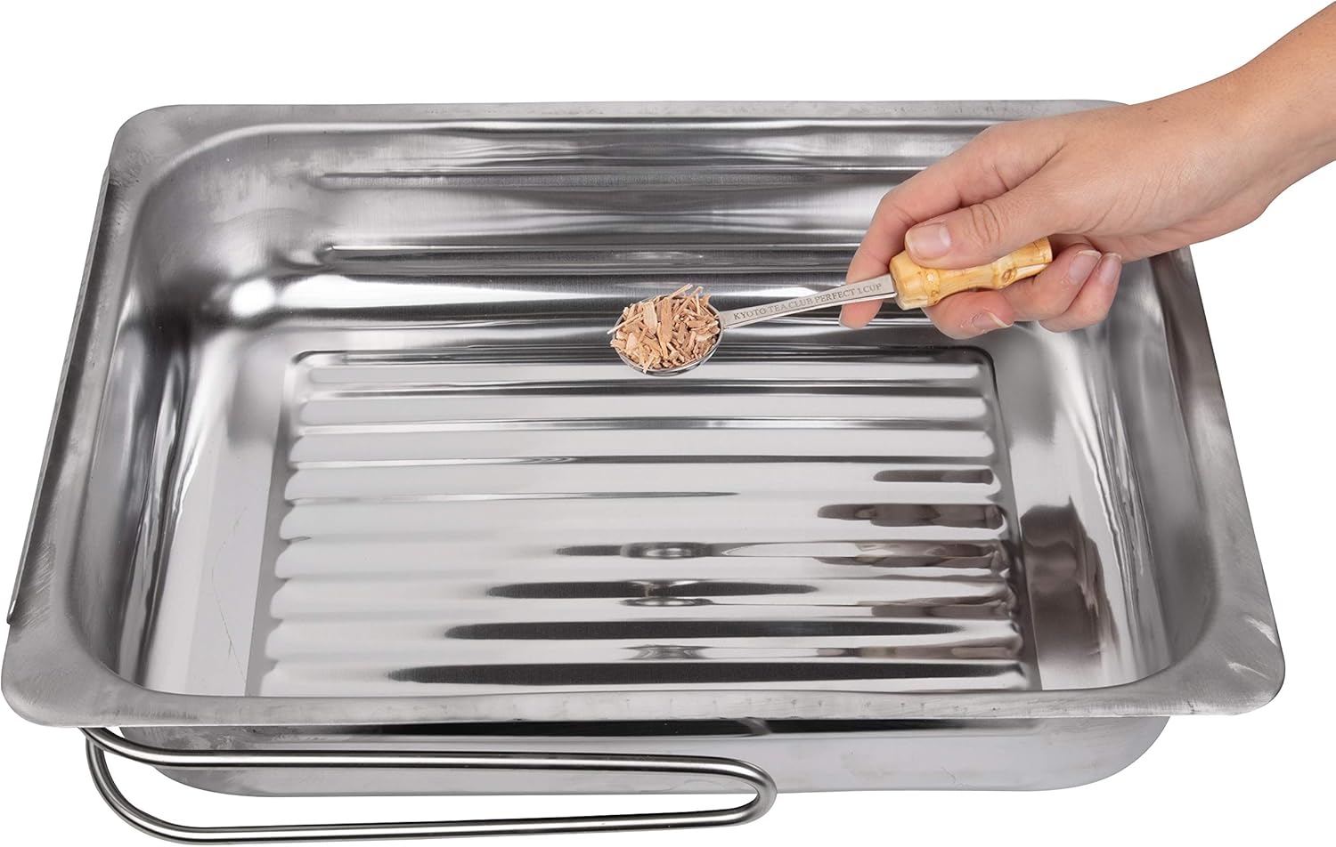 Camerons Large Stovetop Smoker w Wood Chips and Recipes - 11" x 15" x 3.5" Stainless Steel Smoker: Kitchen & Dining