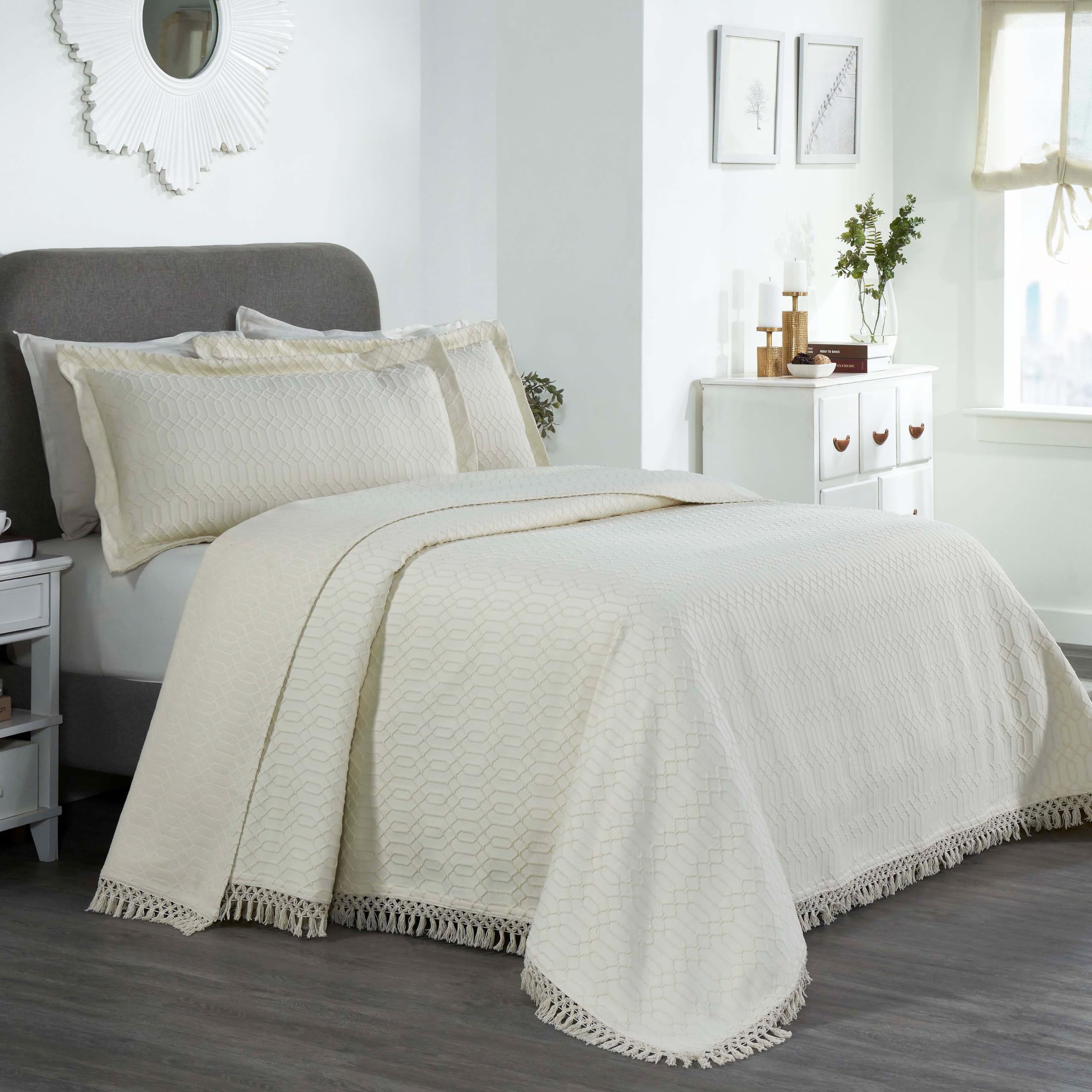 Photo 1 of Superior Remi Cotton Blend 3 Piece Bedspread Set, Home Bed Decor, Oversized Bedspread, 2 Pillow Shams, Medium Weight Blanket, Geometric Fringe, Matelasse Coverlet, Bedding Essentials, King, Ivory