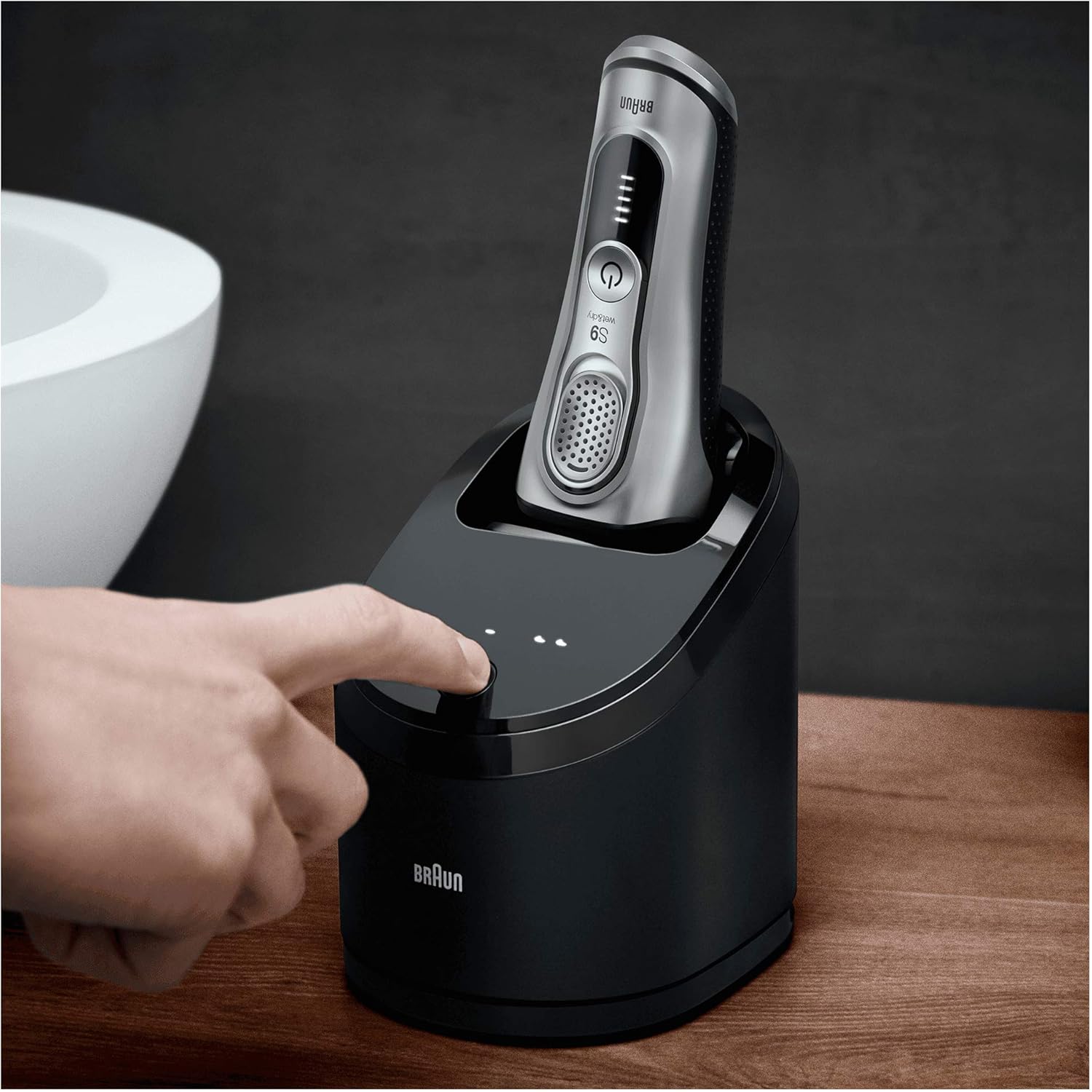 Braun Clean and Renew Electric Shaver Cleaning Cartridges, Hygienically Cleans, Removing