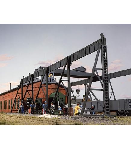 Walthers Cornerstone State Line Farm Supply – HO Scale