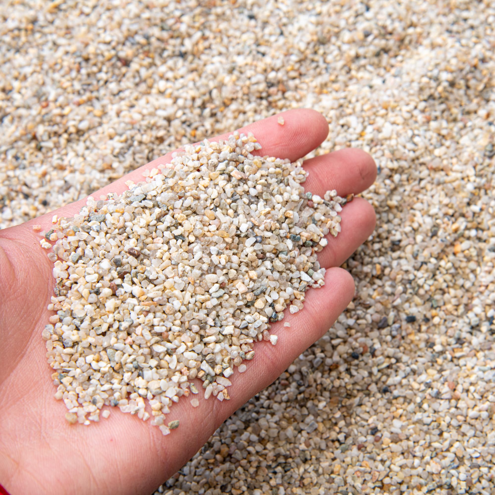 Natural Colour Silica Sand - COARSE Grain 1mm-2mm | Ideal for Aquariums, Arts and Crafts, and Gardening Soil (2KG)