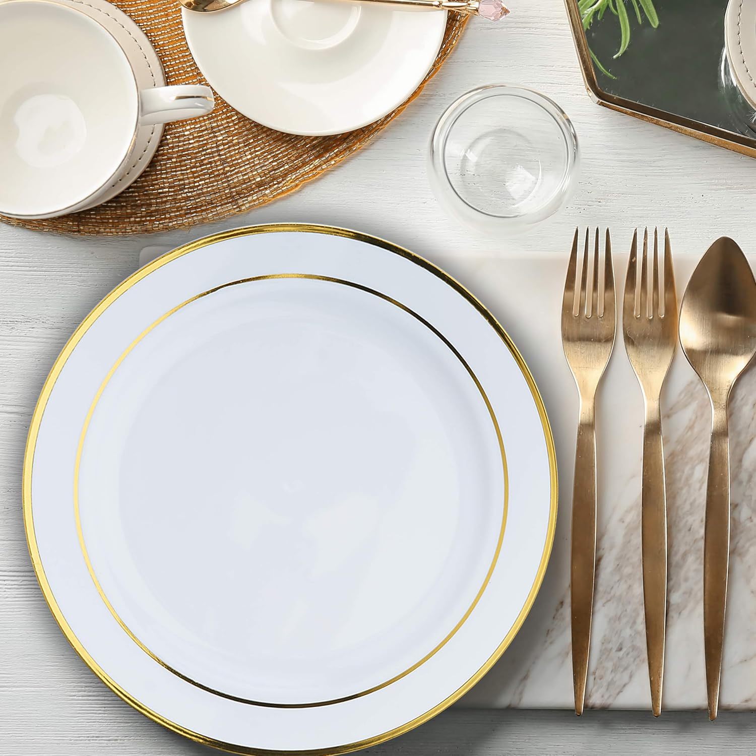 MATANA 25 Premium White Plastic Dessert Plates with Gold Rim (19cm / 7 Inch) - Image 4