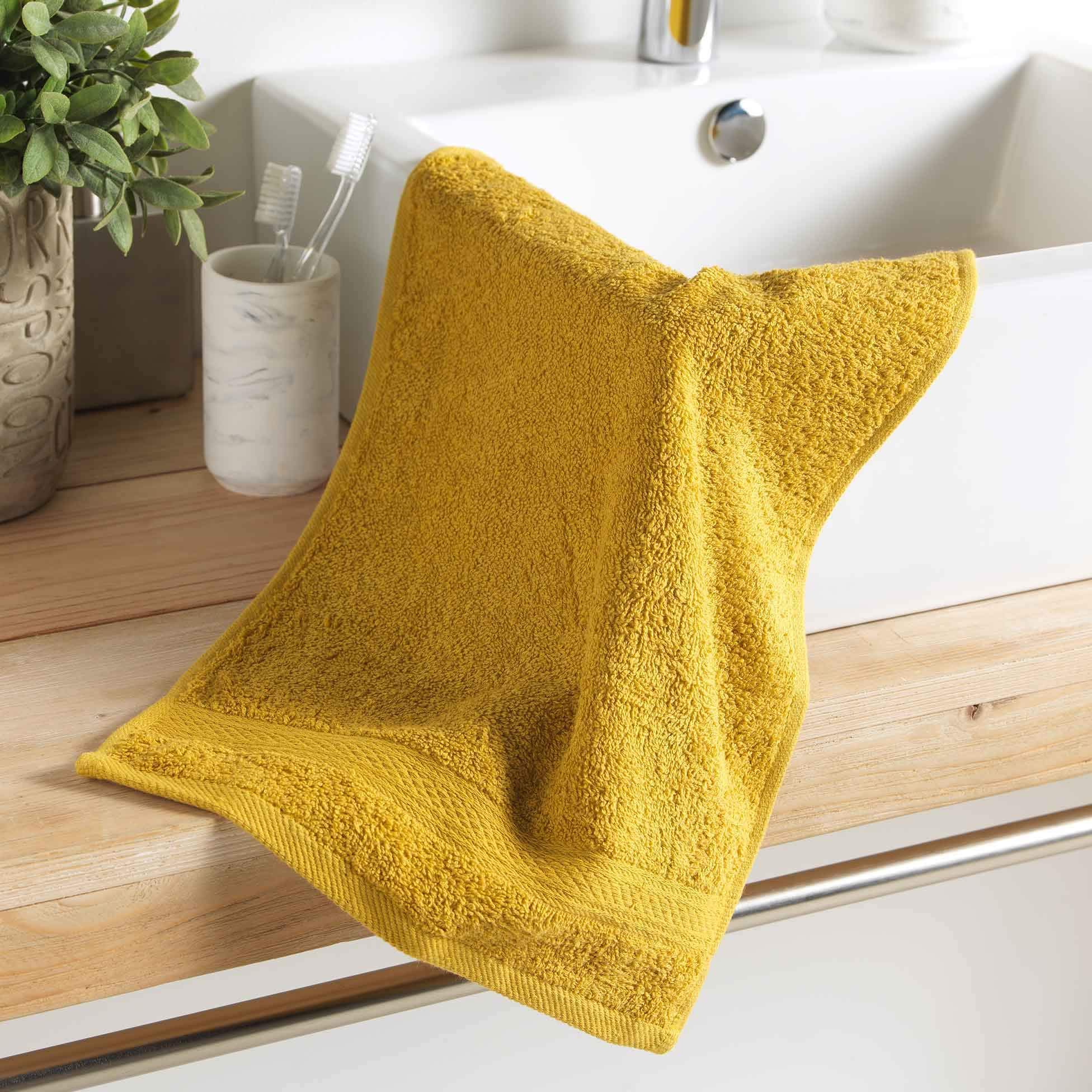 Douceur d'Intérieur Guest Towel 30 x 50 cm Plain Sponge Honey Colours