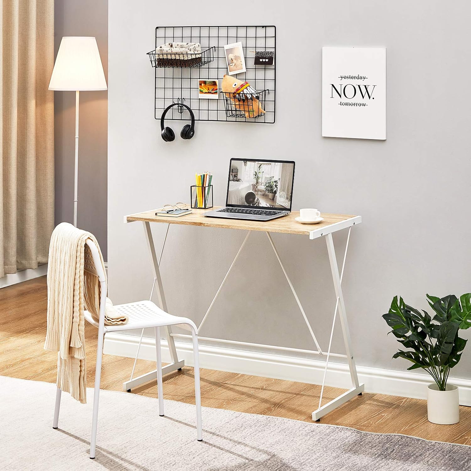 Aingoo Small Computer Desk PC Desk Office Desk Laptop Desk Writing Desk ...