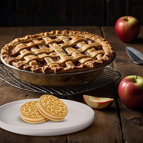 OREO APPLE PIE A LA MODE SANDWICH COOKIES, LIMITED EDITION, 10.68 OZ