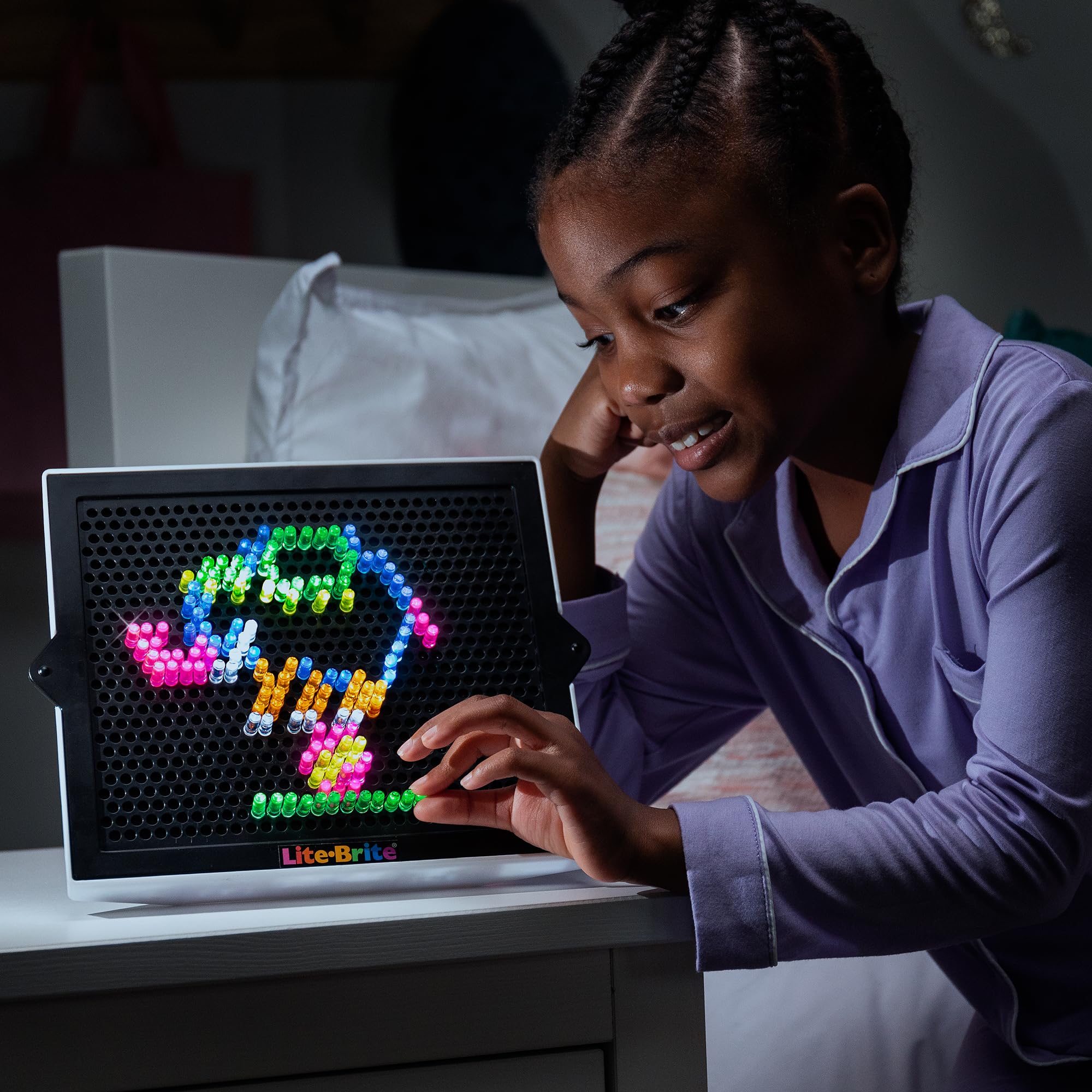 Lite-Brite Classic, Favorite Retro Toy - Create Art with Light, STEM, Educational Learning, Holiday, Birthday, Gift, Boys, Kid, Toddler, Girls Age 4+