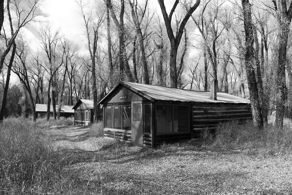 Amazon Com 24 X 36 B W Giclee Print Cabins Rented Fishermen Women