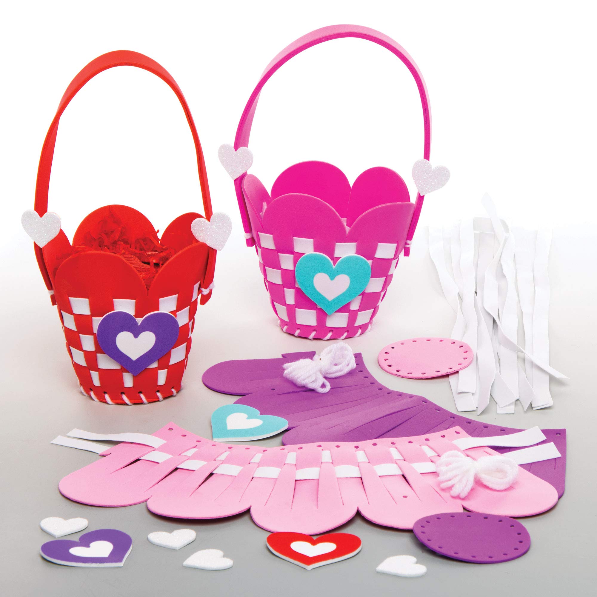 Baker Ross AT552 Heart Basket Weaving Kits - Pack of 4, Introductory Sewing for Beginners and For Kids Arts and Crafts Projects