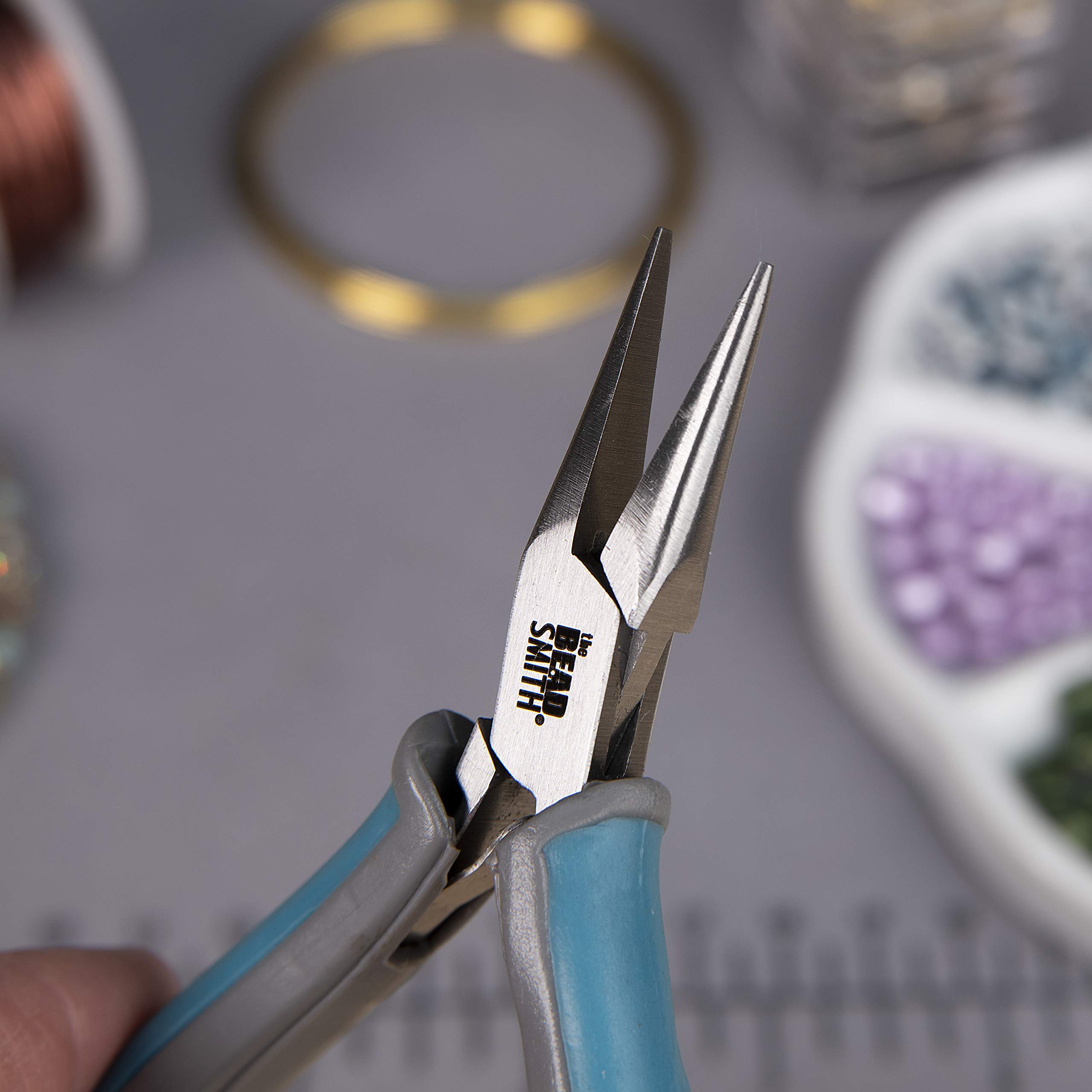 The Beadsmith Simply Modern Chain Nose Pliers, 4.5 inches (114mm) with polished steel head, PVC grip handles and double-leaf springs, tool for jewelry making