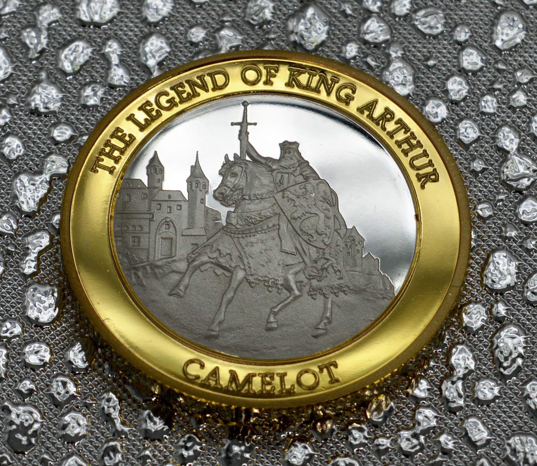 The Commemorative Coin Company KING ARTHUR & EXCALIBUR Fine Silver & 24ct Gold 'Dual Metal' Commemorative in Capsule. Camelot, Sword in the Stone