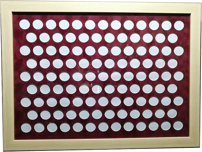 Amazon Co Jp 記念メダル収納ケース 113個収納 吊り下げ額縁 家電 カメラ