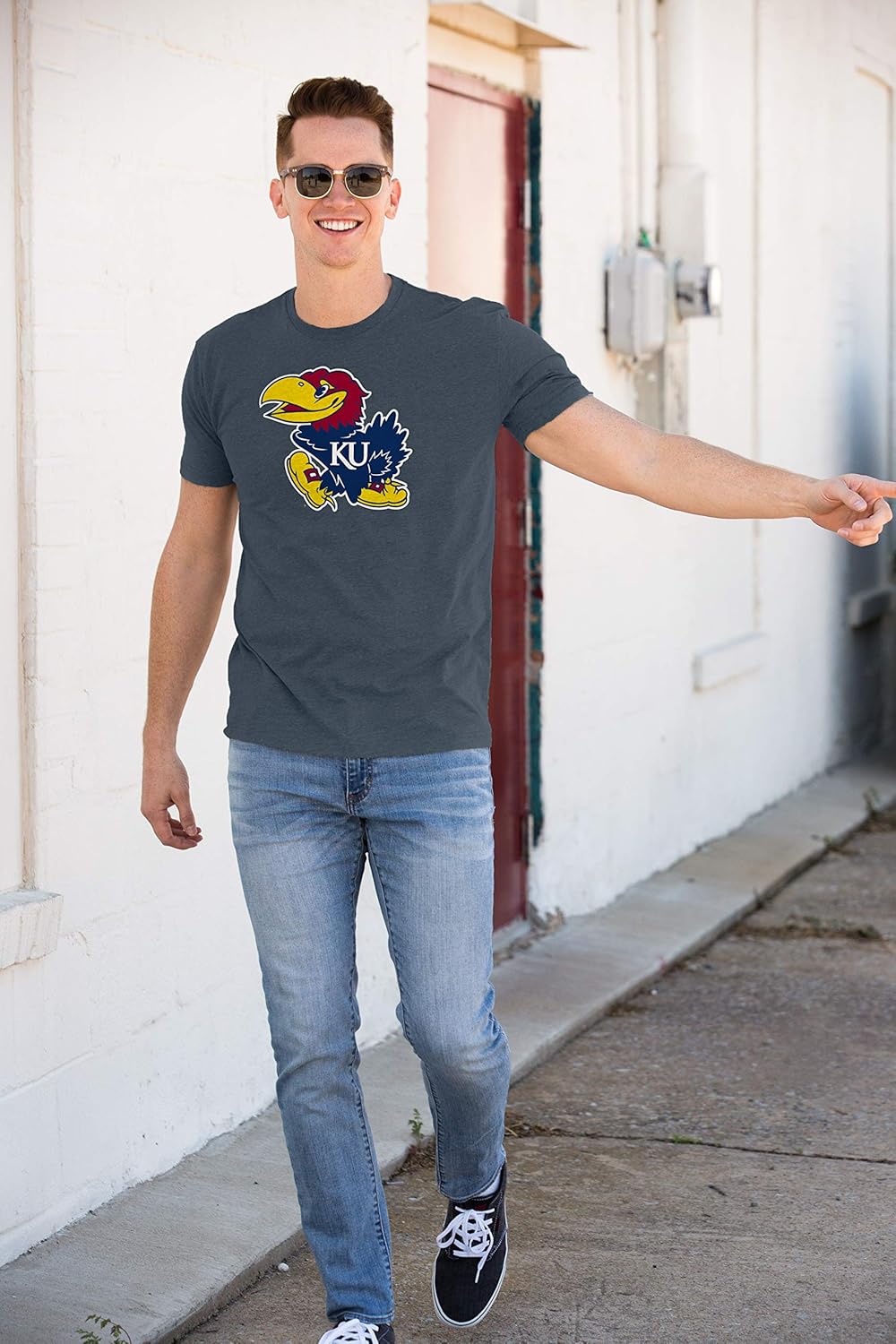 Elite Fan Shop Dark Heather Basic Short Sleeve College Icon T-Shirt : Clothing
