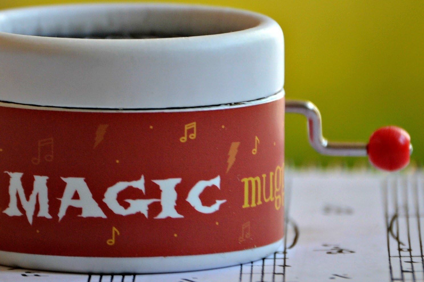 Hand cranked music box Hedwig´s Theme (cover) and the phrase I am a magic muggle