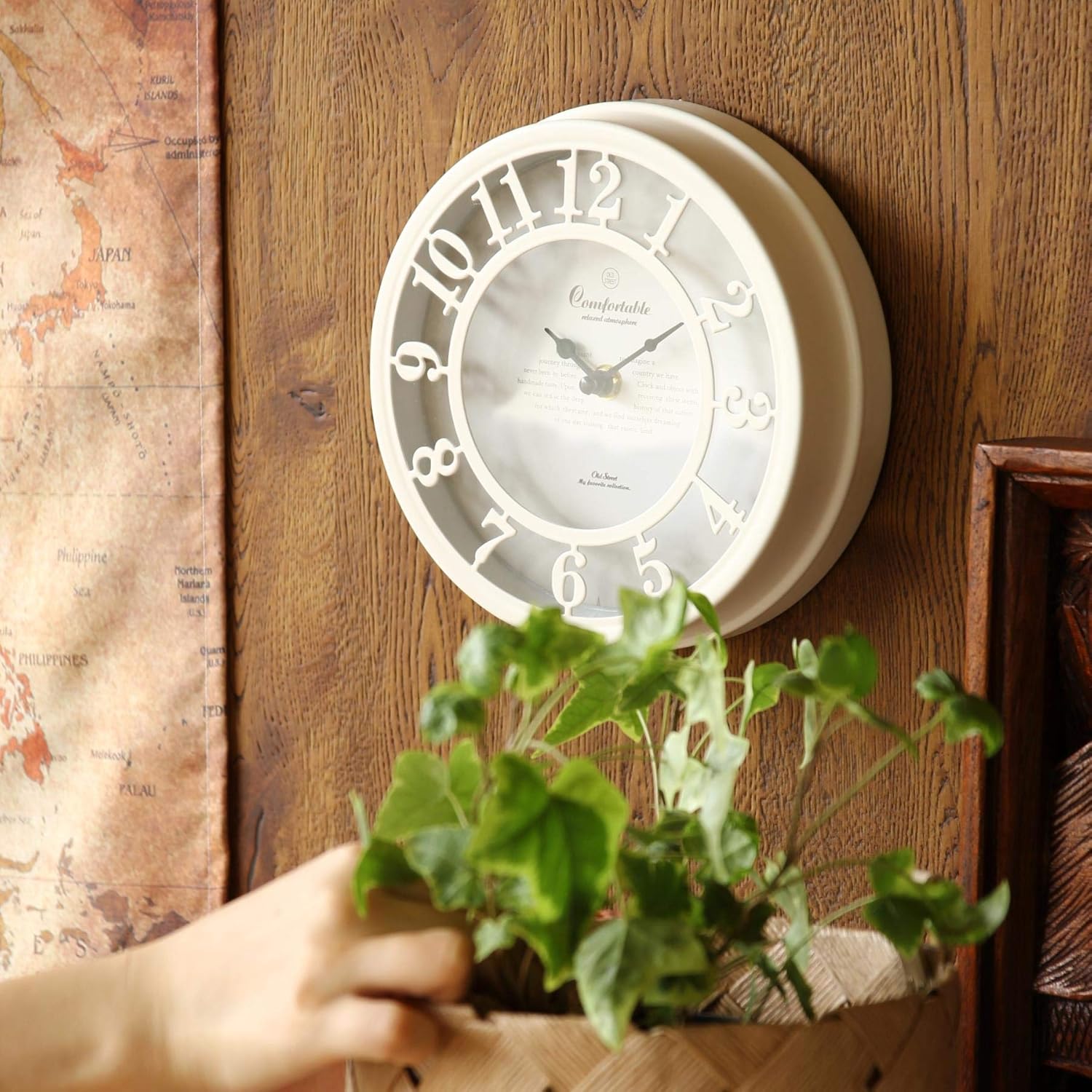 Amazon Co Jp Spice Of Life スパイス 壁掛け 時計 Old Street ホワイト 直径cm0 Nhe901wh ホーム キッチン