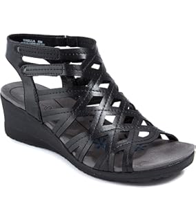 bare traps miriam wedge sandal