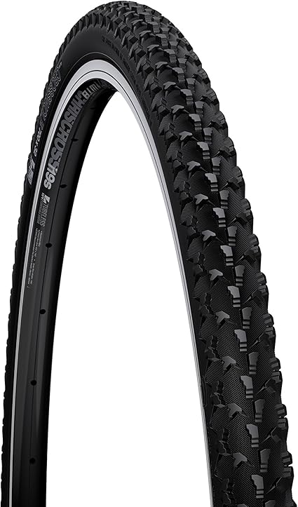 Amazon Com Wtb Cross Wolf Tcs Light Fast Rolling Tire 700 X 32c Black Sports Outdoors