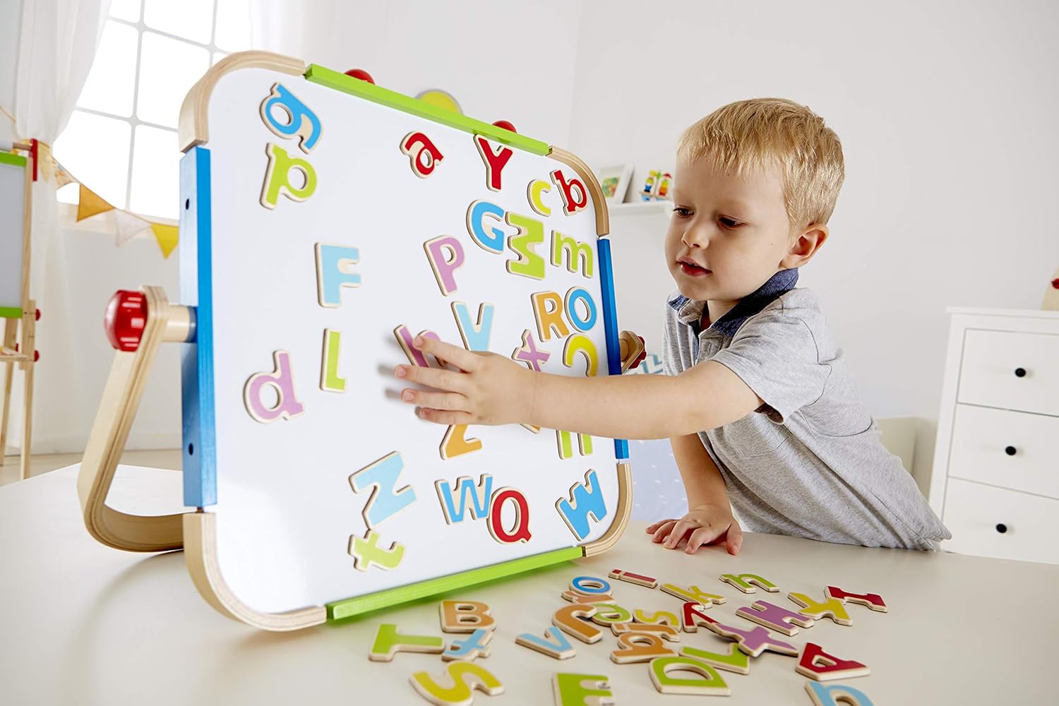 hape magnetic easel