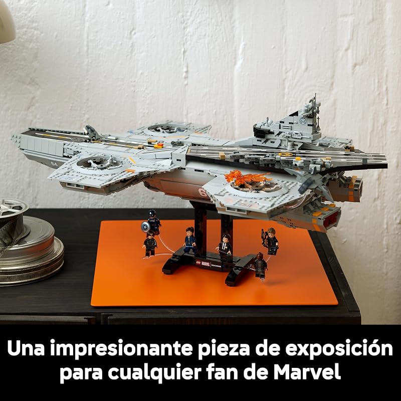 | Porta-aviões Marvel S.H.I.E.L.D. Helicarrier – Kit de Construção Adulta para Porta-Aviões – 6 Minifiguras incluindo Capitão América & Nick Fury – Decoração de Estante - Ideia de Presente 76354
