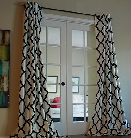 Amazon Com Lambrequin Trls Wht 108 Trellis Bold Flocked Curtain