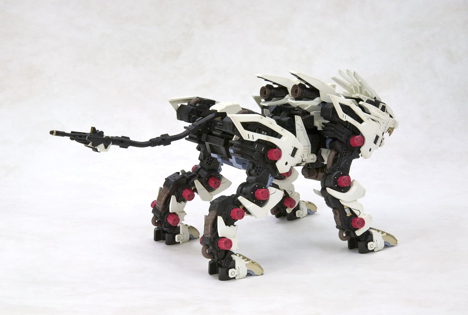Amazoncom Zoids Japanese Kotobukiya Model Kit RZ041 Liger Zero