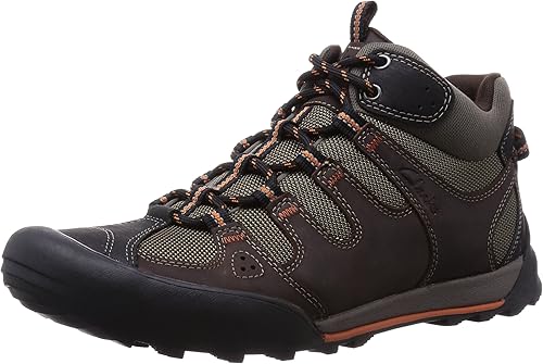 clarks mens walking boots