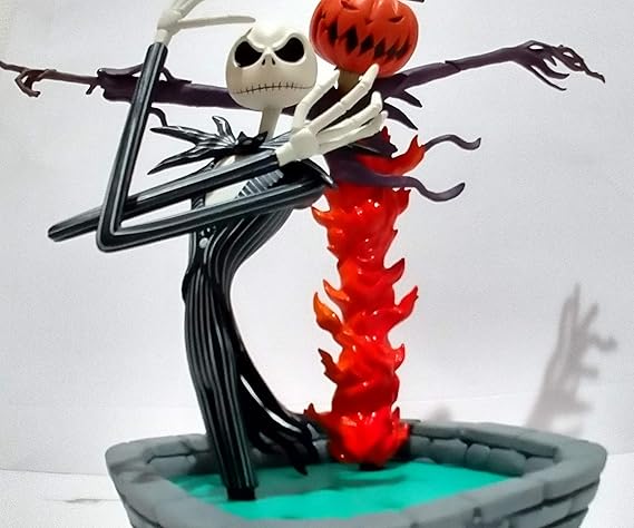 Amazon ナイトメアー ビフォア クリスマス プレミアムフィギュア ハロウィンver ジャック スケリントン パンプキング フィギュア ドール 通販