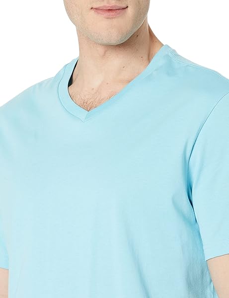 AMAZON ESSENTIALS 100% COTTON T SHIRTS FOR MEN, REGULAR-FIT SHORT-SLEEVE V-NECK, PACK OF 2, AVAILABLE IN BIG & TALL, LIGHT BLUE, 5X-LARGE BIG
