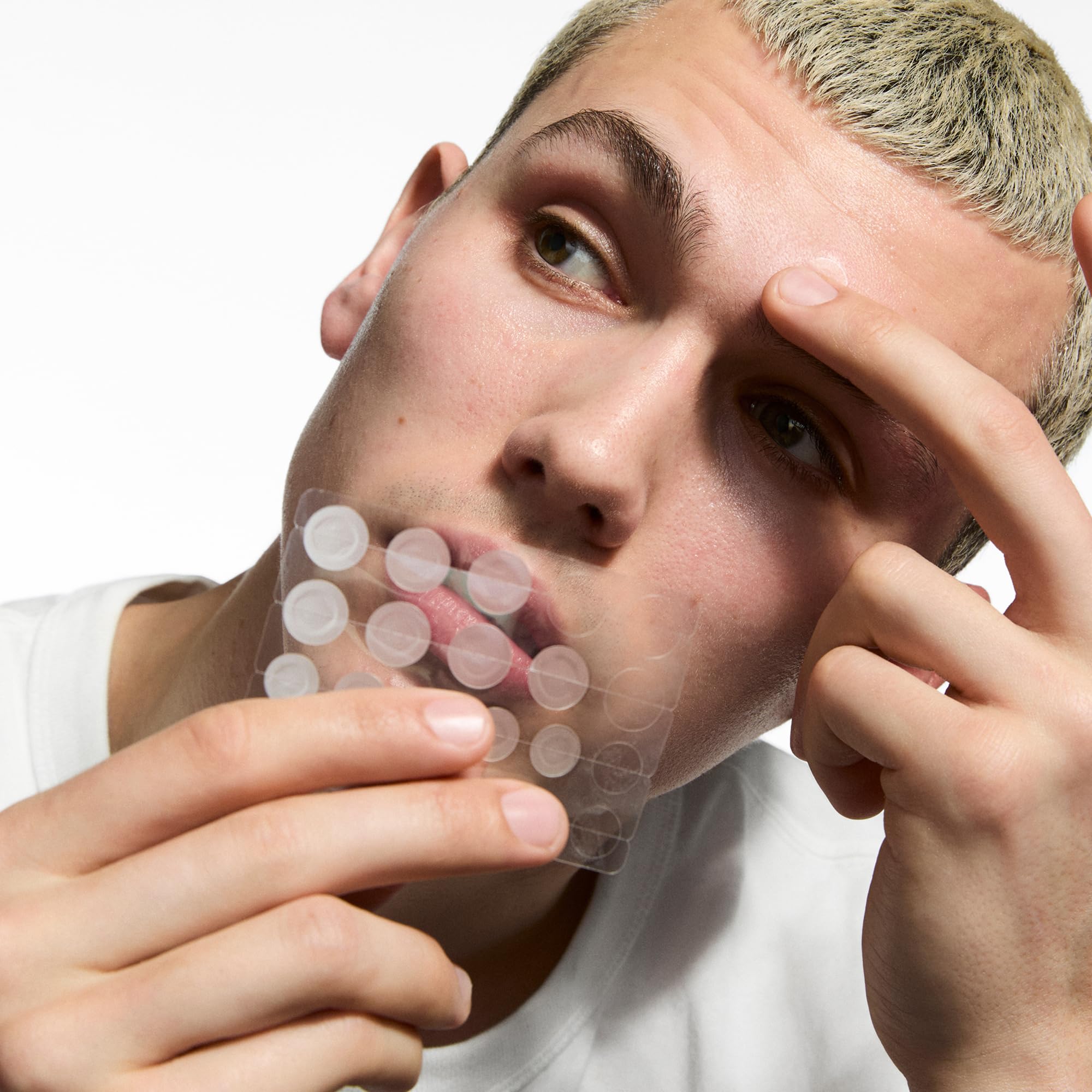 The INKEY List Hydrocolloid Invisible Pimple Patches, Spot Patches Contains Salicylic Acid, Day/Night Anti Acne Patches, Vegan & Cruelty Free, Suitable For All Skin Types