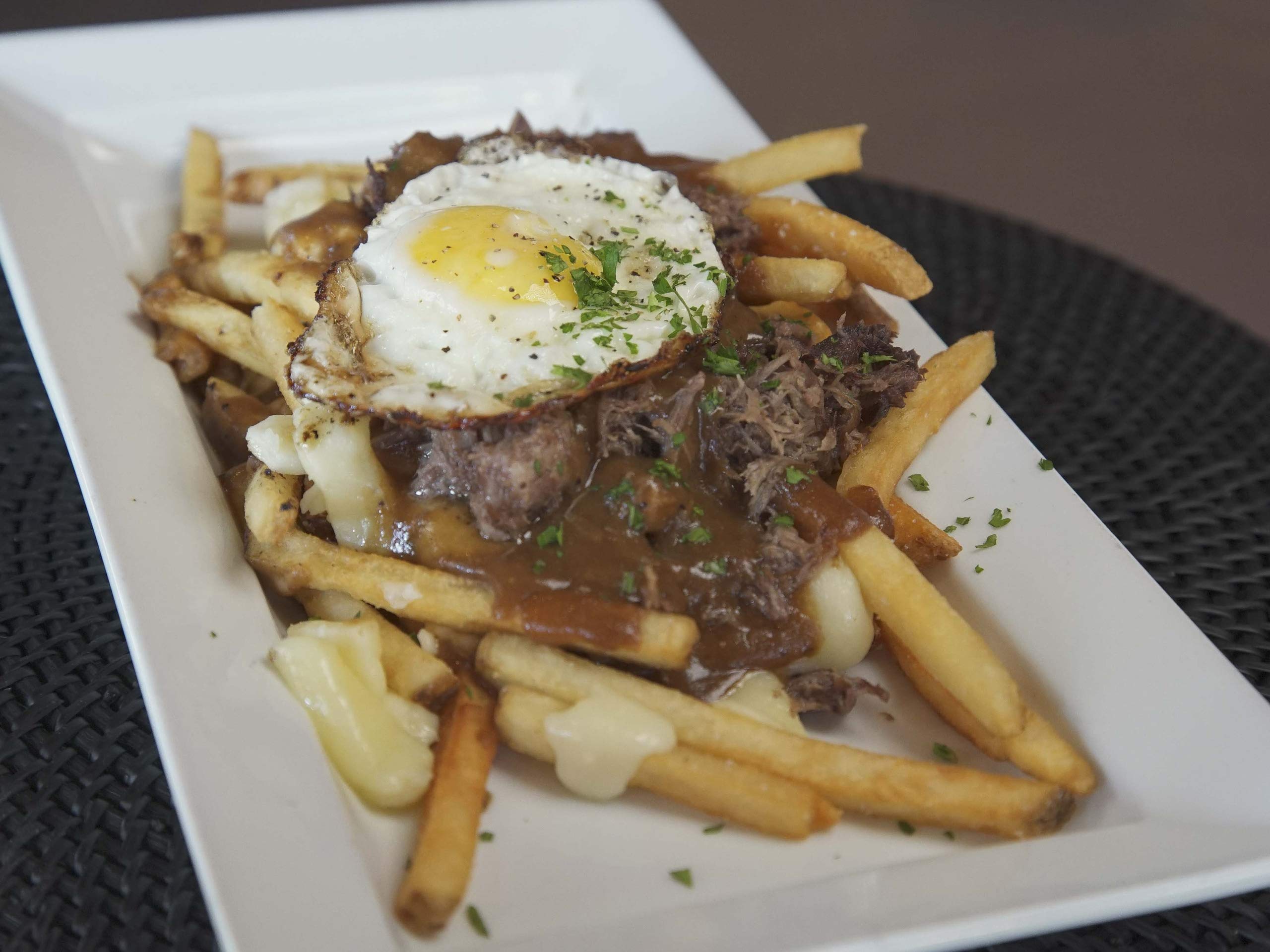 Watch Bizarre Foods Delicious Destinations, Season 10 Prime Video