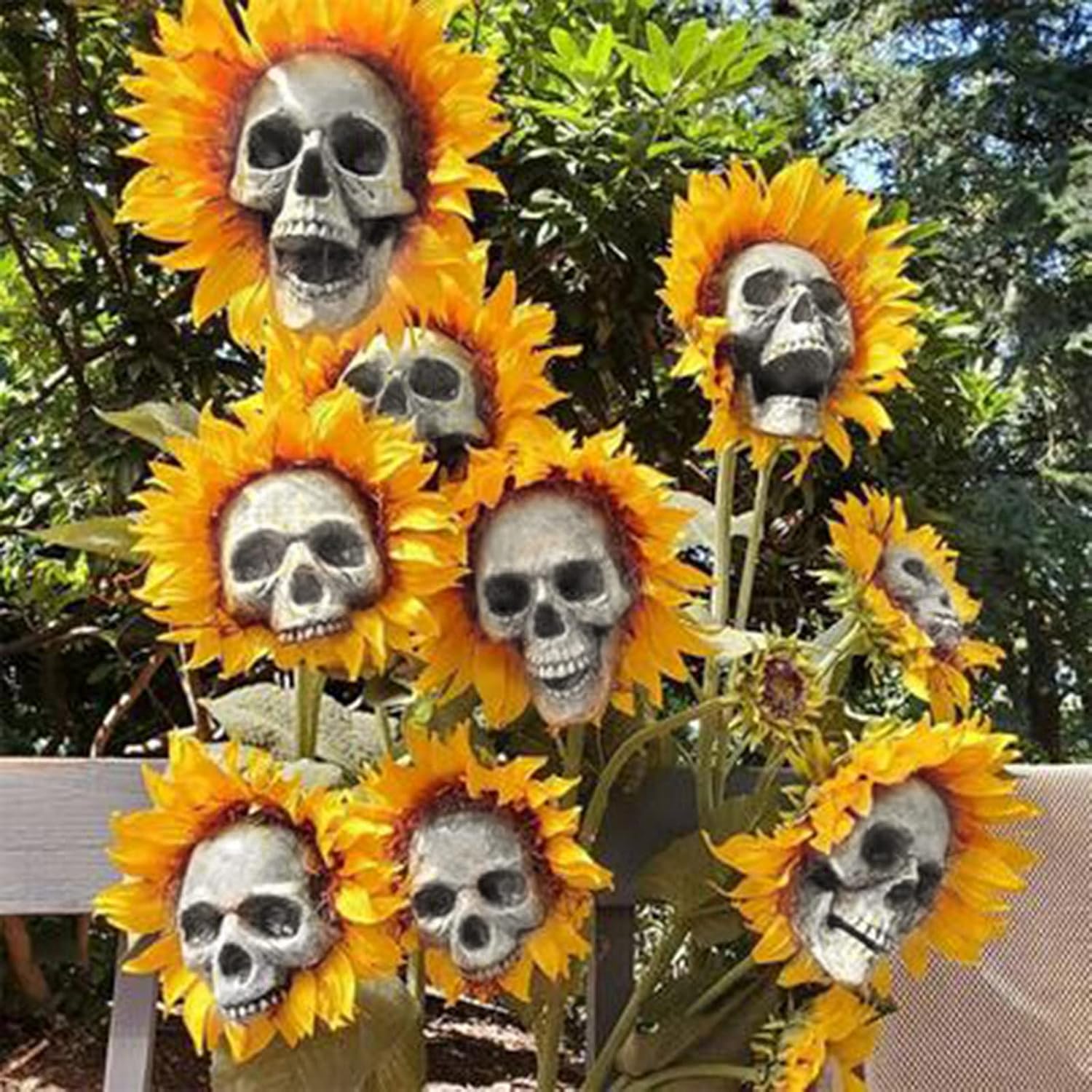 Decorative Garden Stakes - Halloween Sunflower Skull Simulation Flowers - Garden Decoration, Outdoor Decorative Sunflower Stake,Yard Lawn Art for Pathway Decor,Scary Ugly Halloween Atmosphere Decoration Crafts Garden Ornaments