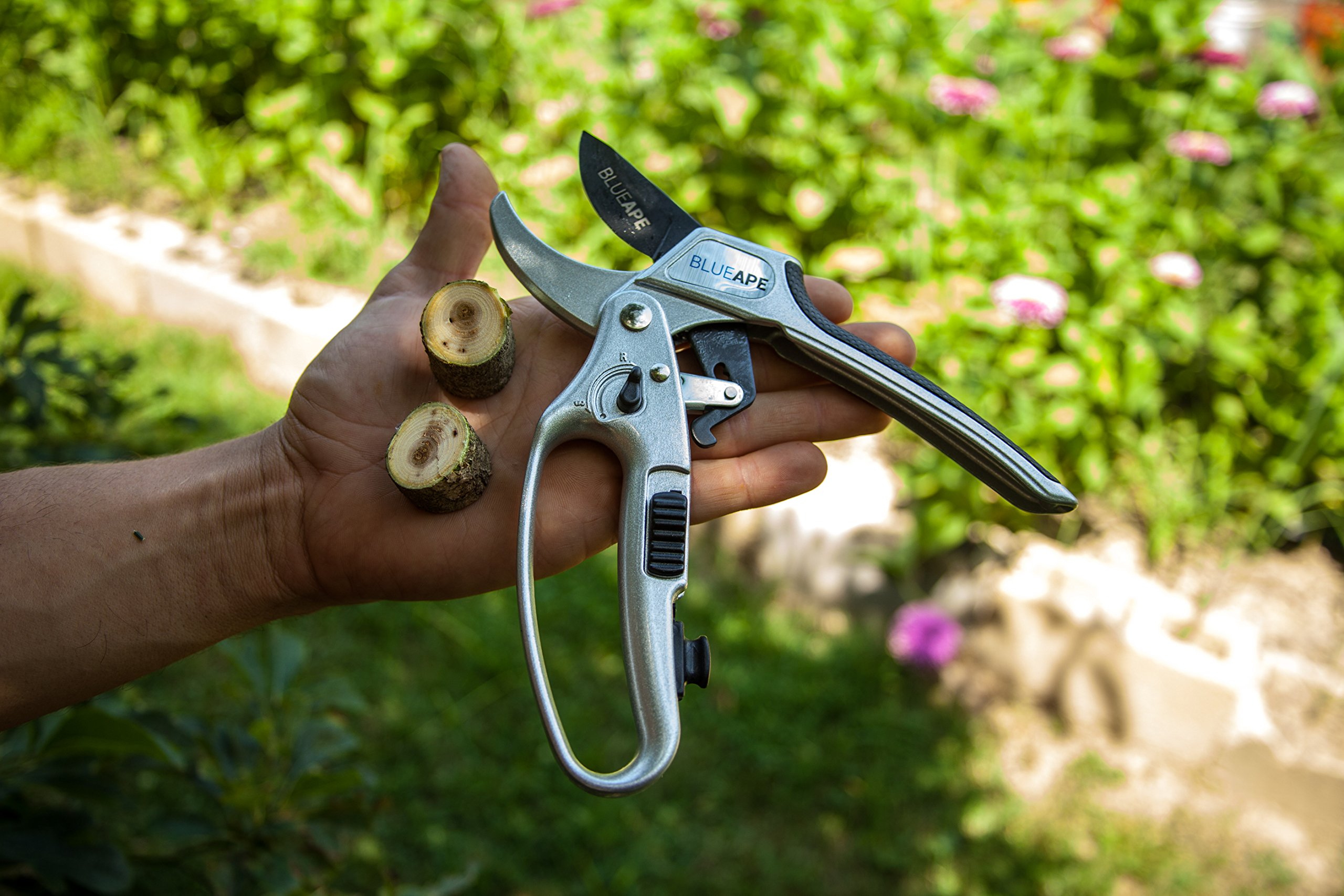 2 in 1 Ratchet Hand Pruners 3 Stage Action Power Driver Lightweight