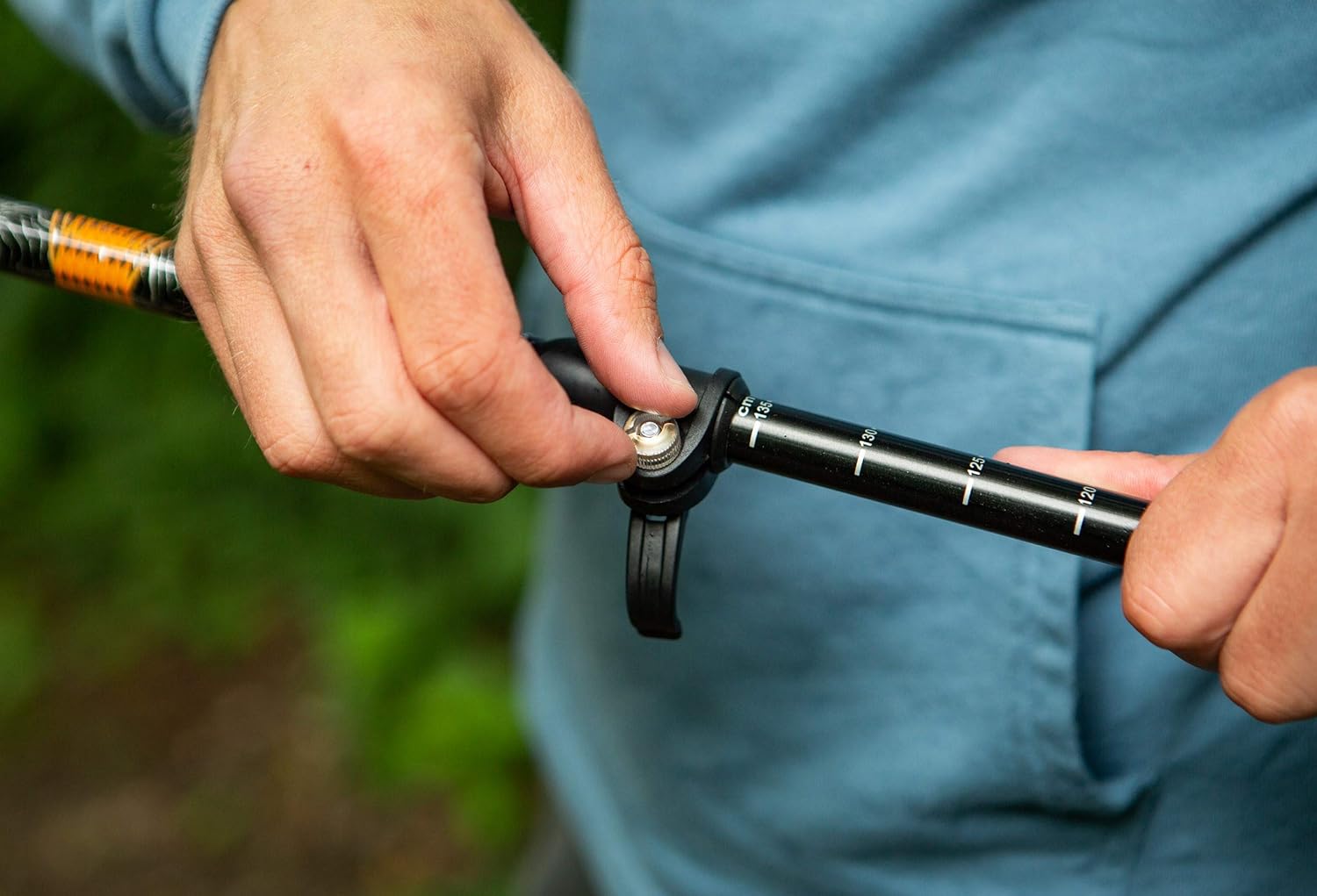 Cascade Mountain Tech Aluminum Adjustable Trekking Poles - Lightweight Quick Lock Walking Or Hiking Stick - 1 Set (2 Poles), Cork Grip : Sports & Outdoors