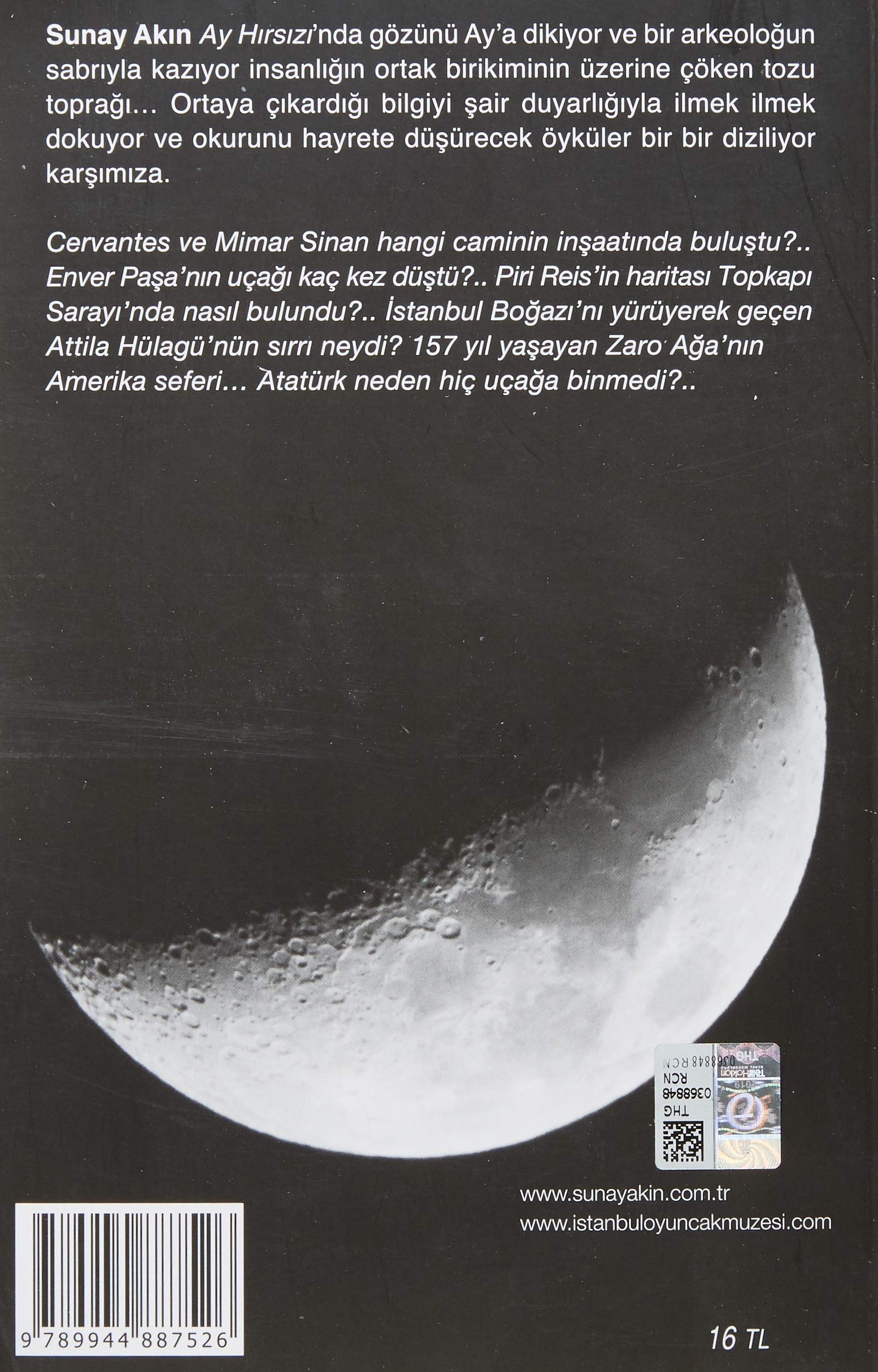 Ay Hirsizi Sunay Akin 9789944887526 Amazon Com Books