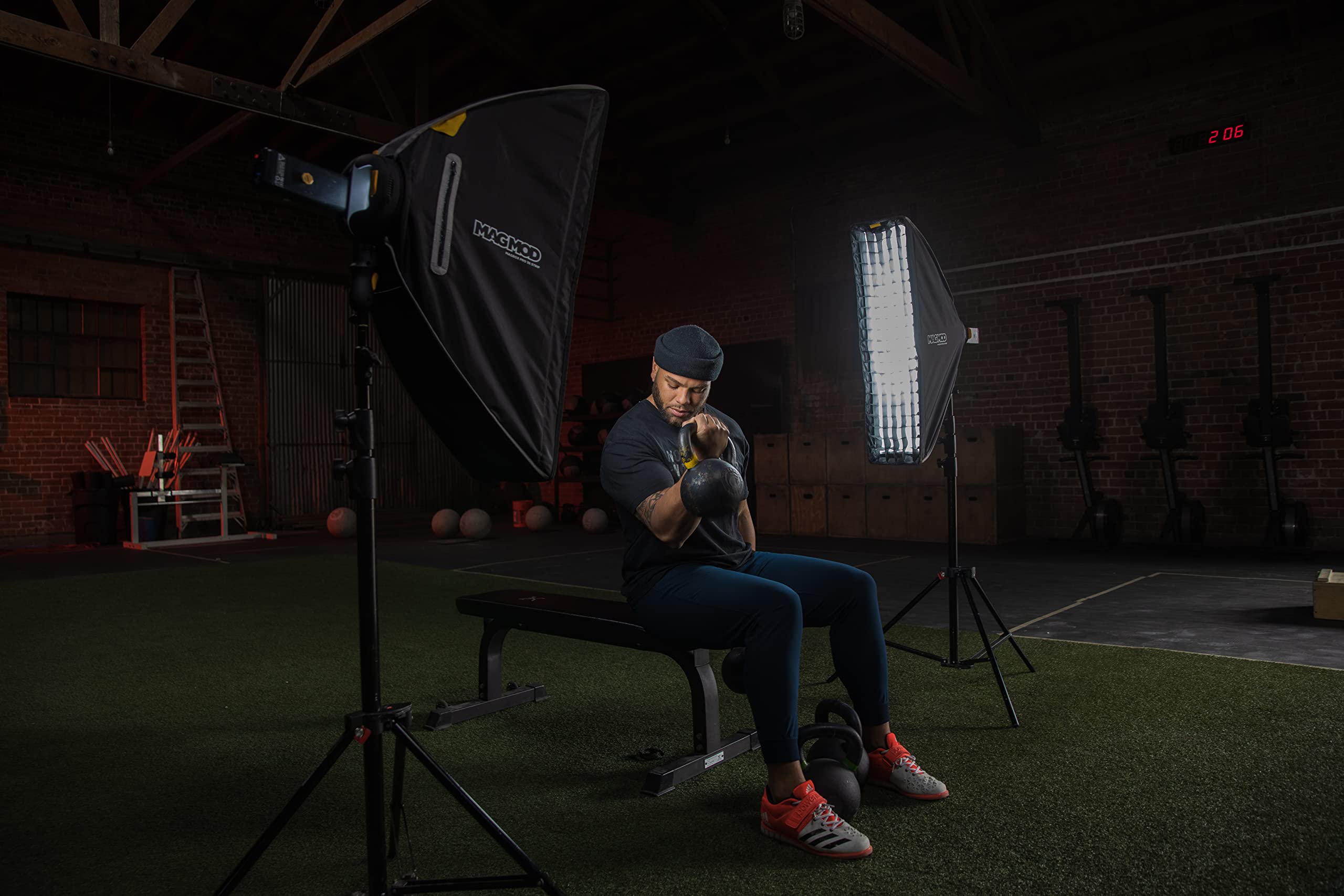 MagMod MagBox Pro 36 Strip Starter Kit Bundle, with MagBox Pro 36 Strip Softbox, MagShoe 2, MagRing2, MagGrip 2, Complete 4 Pc. Softbox Lighting System