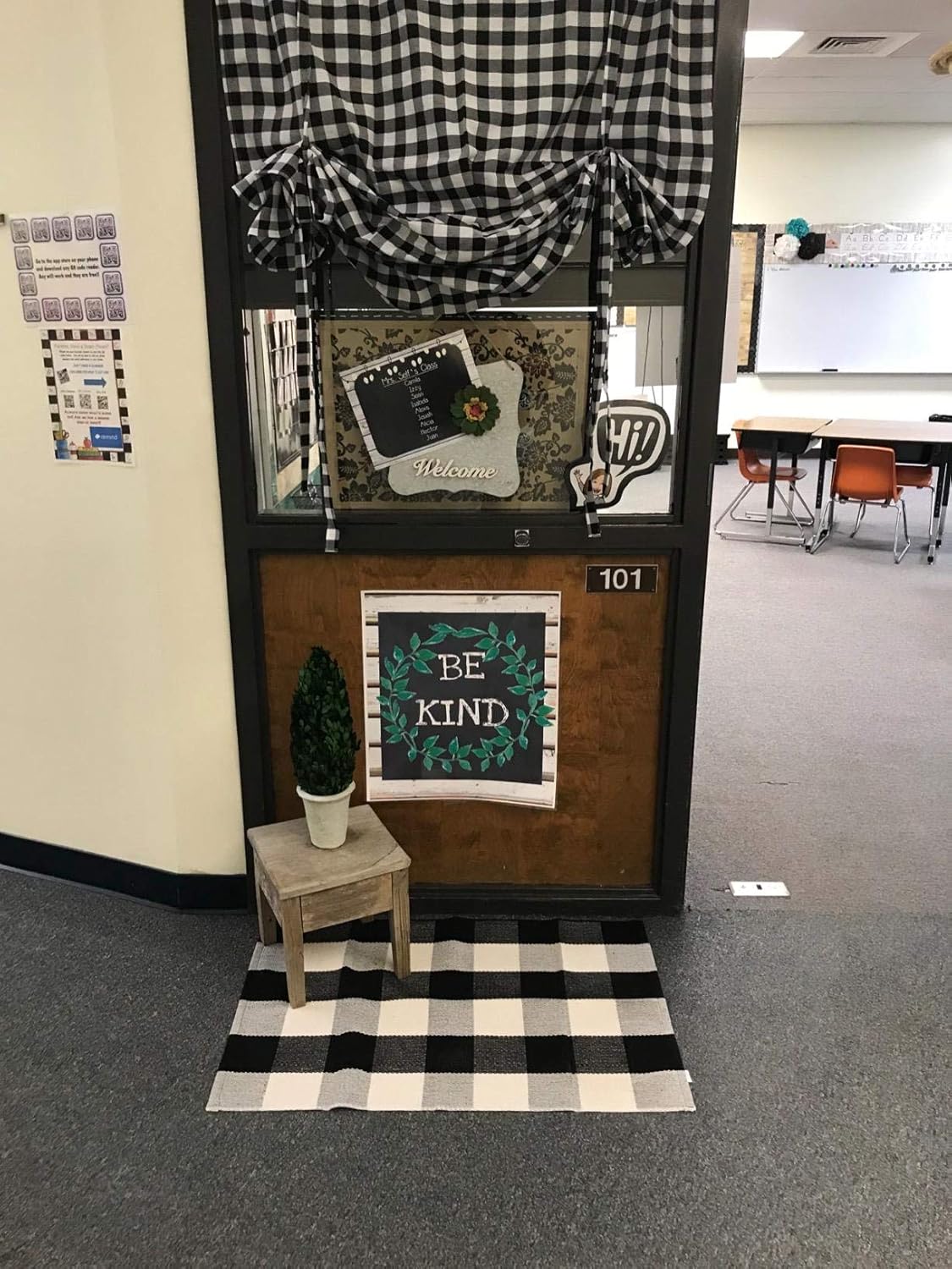 SEEKSEE 100% Cotton Plaid Rugs Black/White Checkered Plaid Rug Hand-Woven Buffalo Checkered Doormat Washable Porch Kitchen Area Rugs (23.5"×35.4"): Kitchen & Dining