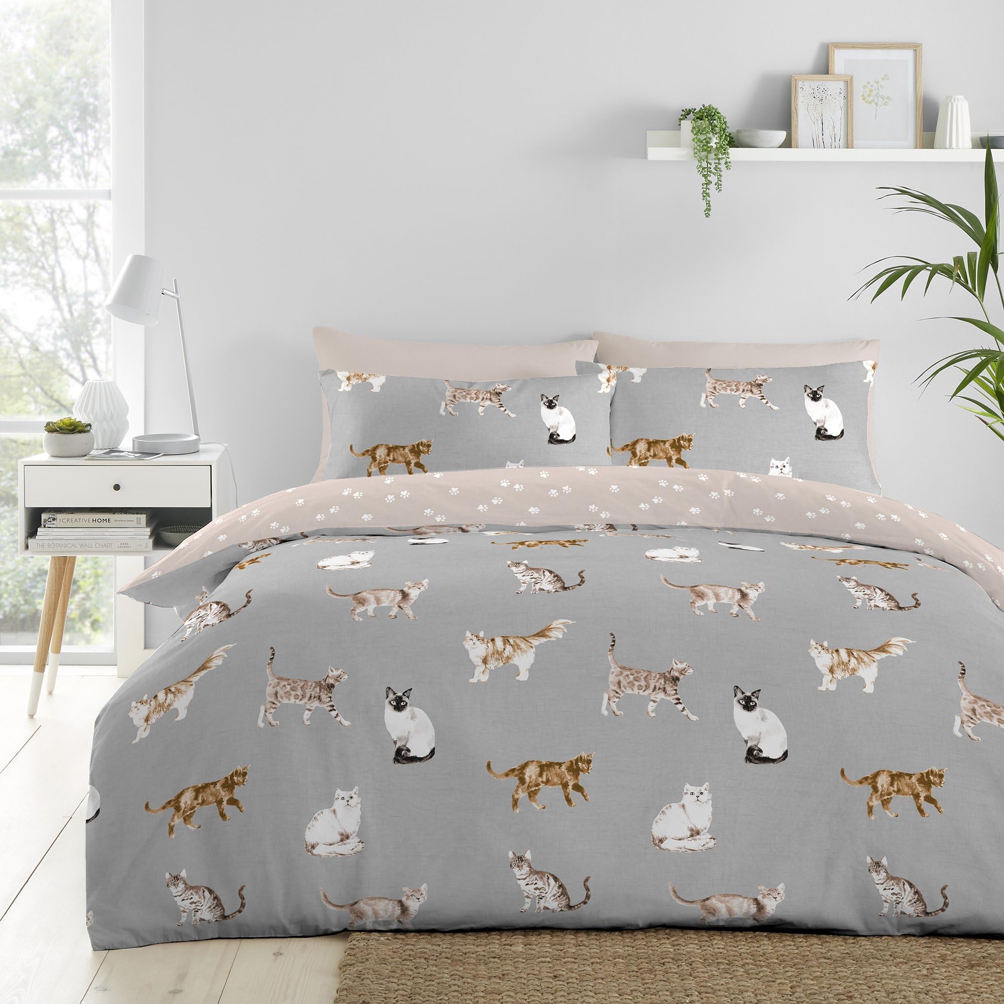 Fusion - Grey Cat Duvet Cover - Single Bedding Size (140 x 200cm) - Reversible Design (Beige & Grey) - Paw Print Duvet Cover - Cat Gifts for Women - Siamese, Persian, Ragdolls and Black Cats