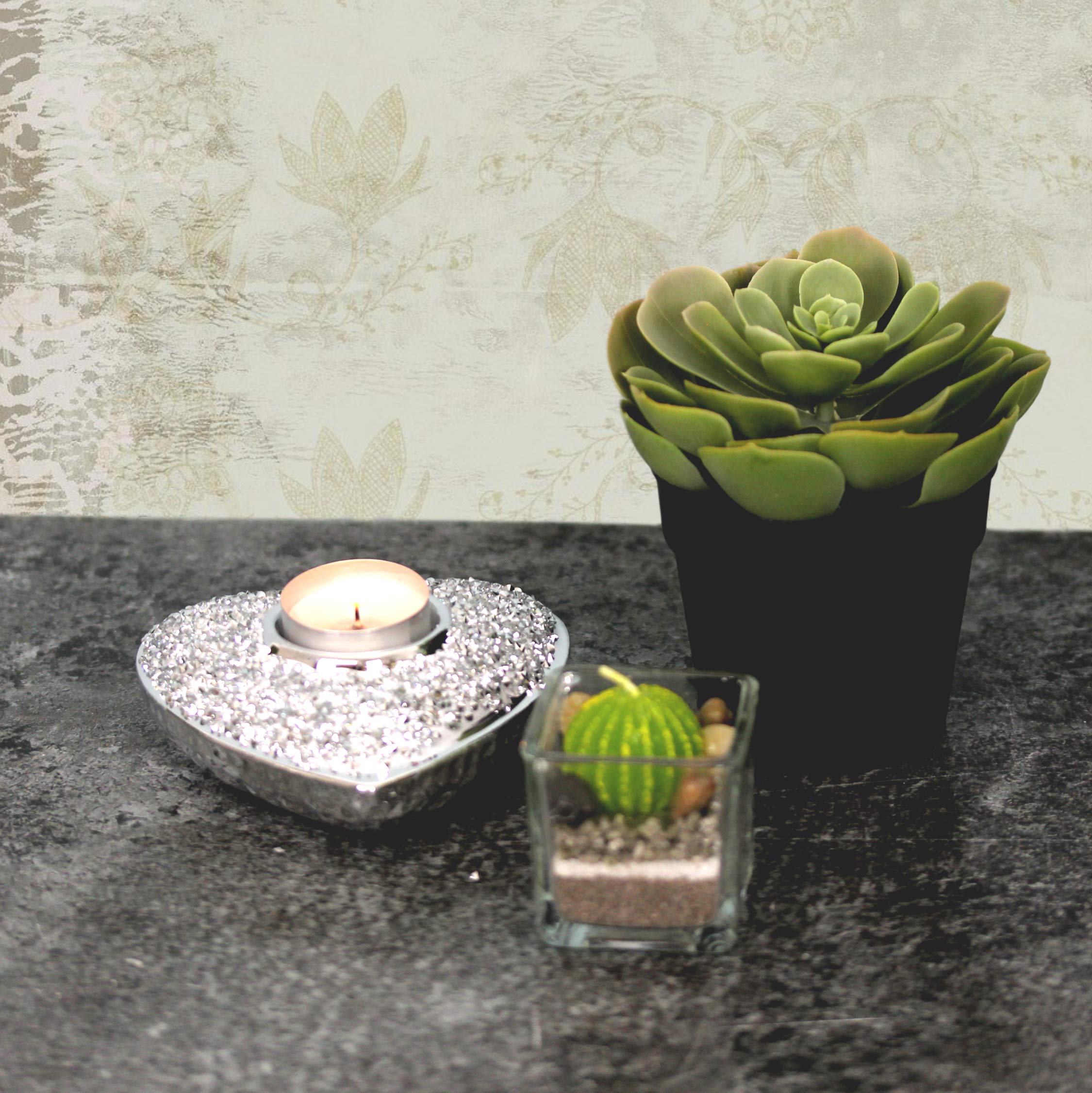 Heart Shaped Tea Light Candle Holder Silver Diamante Sparkle Details Decor New